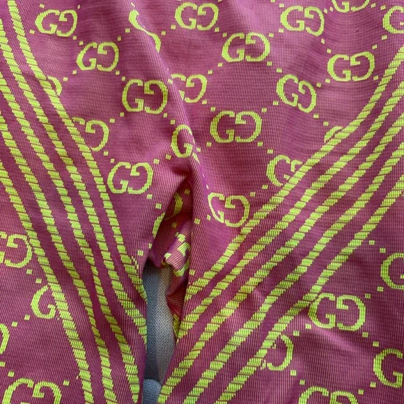 GUCCI Logo Pink Leggings - Picture 9 of 15